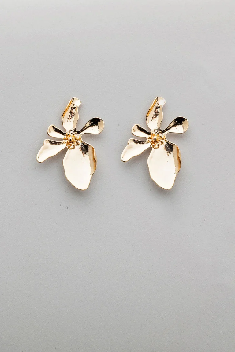 Guldörhängen från BOW19 med asymmetrisk blomfor