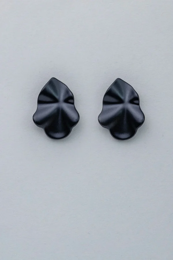 Lip Earrings – Skulptural elegans med en touch av mod - Bild 5