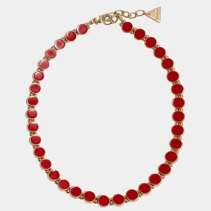Ava Petite Necklace från BOW19 – guldfärgat halsband med röda runda detaljer och justerbar längd.