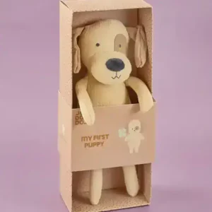 Presentask Buddy Puppy från Jabadabado med mjuk beige gosedjurshund i exklusiv presentförpackning för nyfödda och små barn.