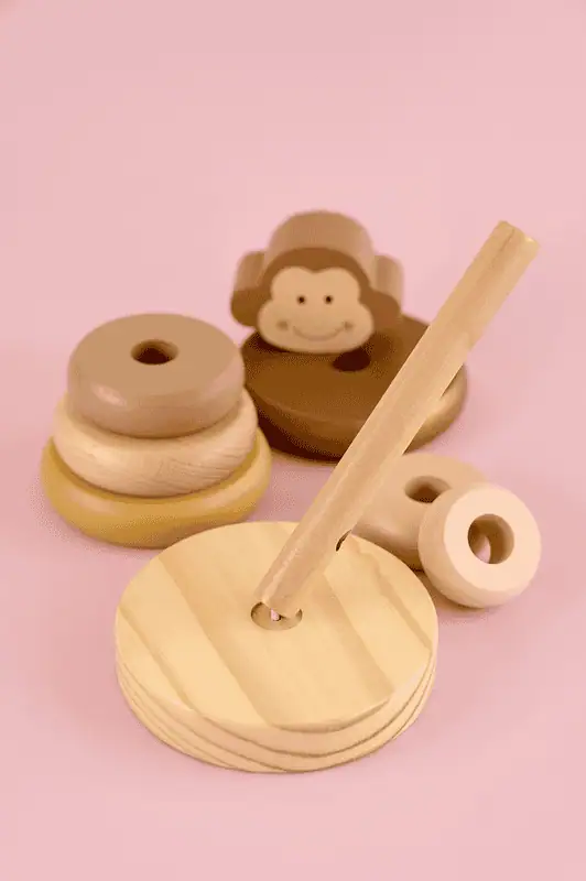 Stapelleksak Monkey – Klassisk träleksak som utvecklar genom lek - Bild 2