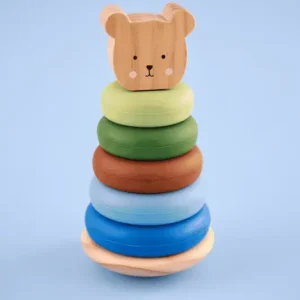 Stapelleksak Teddy Silikon från Jabadabado med silikonringar och FSC-certifierad träbas för barn från 1 år.